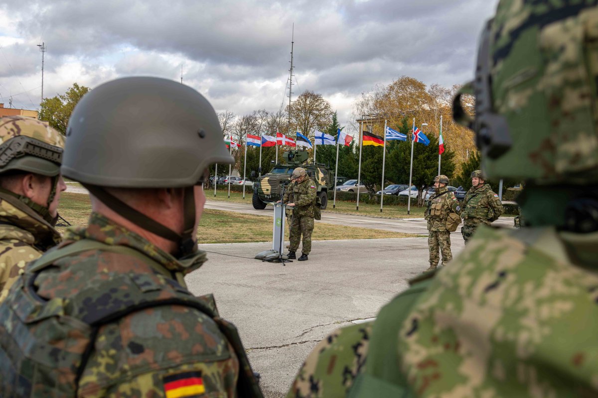 HQMNDC's tweet photo. 🎖️HQ MND-C Commander, MG Tibor Králik, addressed the soldiers participating in the #StrongBastion2025 exercise during the opening ceremony.
“Let us commence with confidence💪, professionalism🪖, and determination.🛡️”
#HQMNDC #STBA25 #militaryexercise https://t.co/f5yY2Xo57s