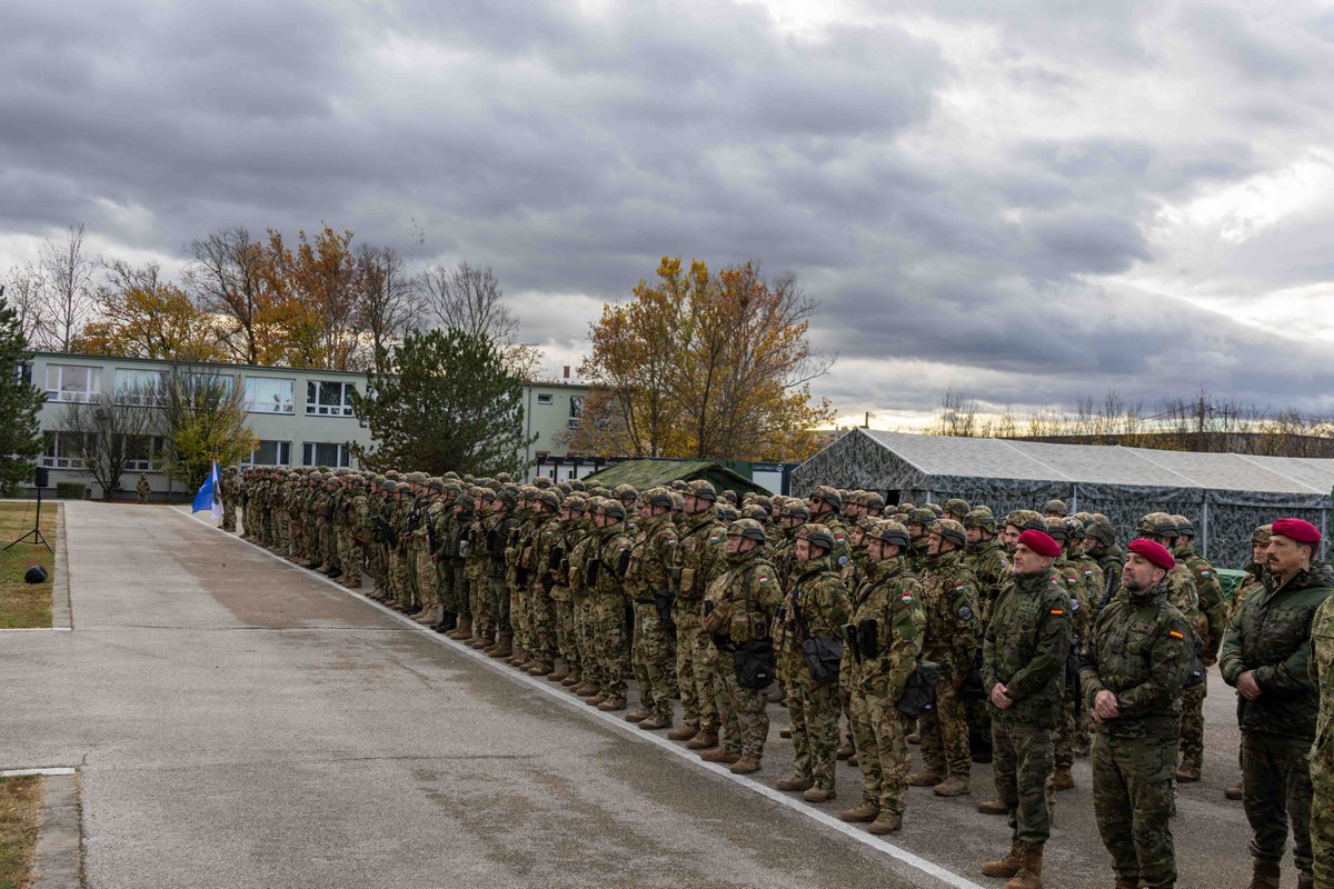 HQMNDC's tweet photo. 🎖️HQ MND-C Commander, MG Tibor Králik, addressed the soldiers participating in the #StrongBastion2025 exercise during the opening ceremony.
“Let us commence with confidence💪, professionalism🪖, and determination.🛡️”
#HQMNDC #STBA25 #militaryexercise https://t.co/f5yY2Xo57s