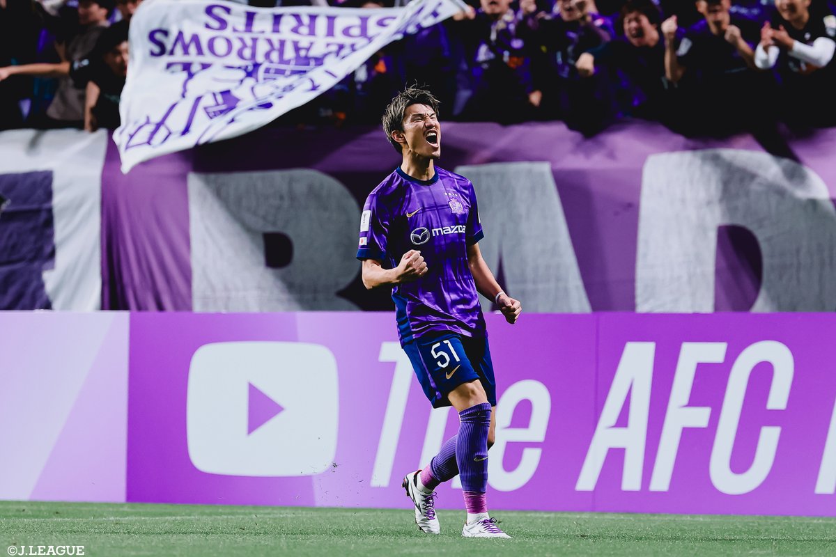 退場者を出しながらも、リードを守りきり広島が今大会2勝目をあげる