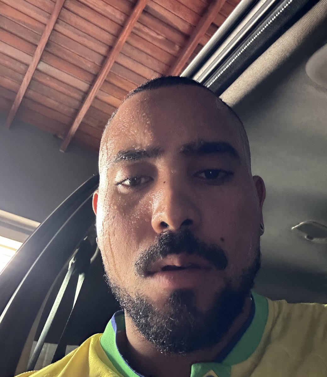 Ouvi que vcs gostam de homem suado