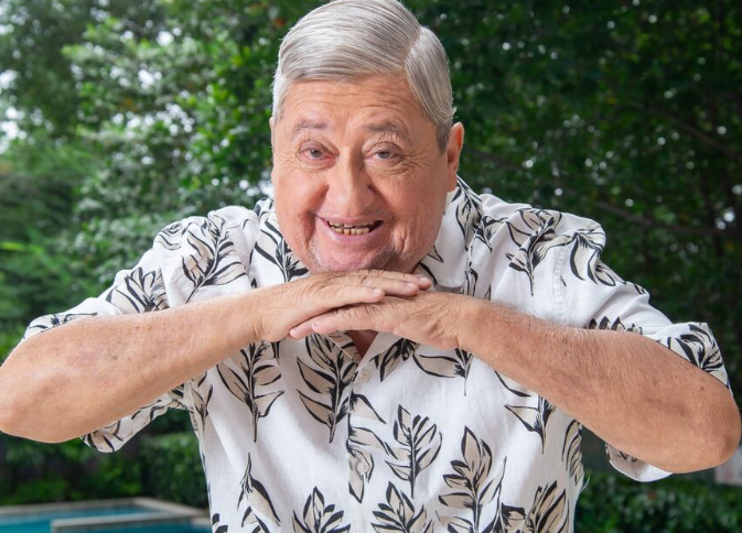 eluniversocom's tweet photo. Muere #MimoCava, a los 68 años: la comedia ecuatoriana está de luto https://t.co/B6iCDbH89q https://t.co/jA8mVhvR9u