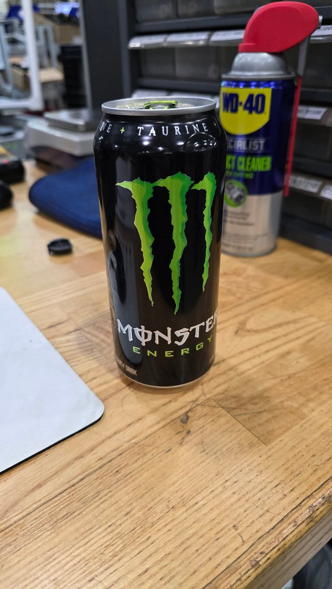 DramaticReplays's tweet image. Currently getting my daily dose of chemicals, and high fructose corn syrup.