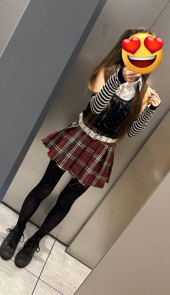 mobuno93's tweet photo. ピータンめちゃくちゃ美味しかった笑

首の筋伸びていたぁーい https://t.co/a1Af59zRNB