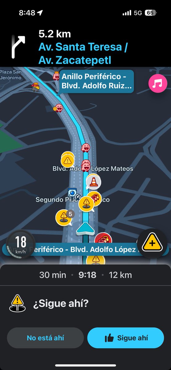 erivira's tweet photo. Según @ClaraBrugadaM  anunció su #bacheton para intervenir vías primarias, este tramo de Periférico, de norte a sur, está lleno de horribles baches. Vi varios vehículos con las llantas ponchadas. Quien va a pagar los daños a nuestros vehículos? @SOBSECDMX #ciudaddelainmobilidad https://t.co/PqDd0B66as