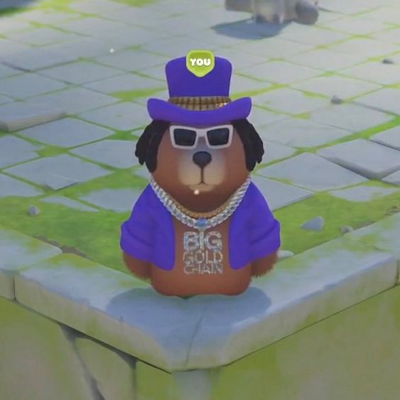 kooksneighbor's tweet image. “You like this chain? 3 dollars”