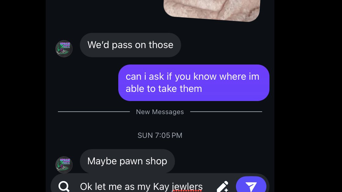 a1_highmami's tweet photo. #sell #shoestagram just trying to sell some  shoes 👟🤷‍♀️ https://t.co/4jWMkJQR6m