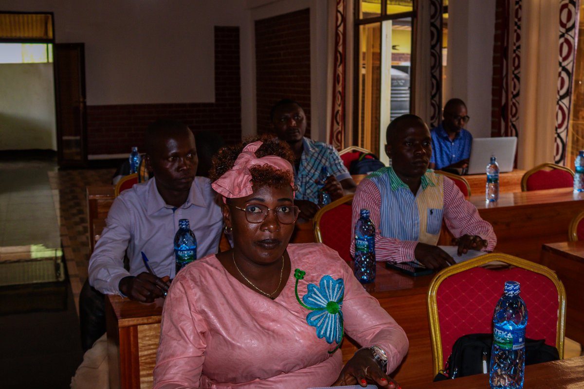 Gitega's tweet image. Ce mardi à @Gitega, l’#IFDC organise un atelier provincial à l'intention des autorités locales des régions d’intervention des programmes #PAGRIS &amp;amp; #PSSD pr présenter les approches des projets, partager les résultats&amp;amp; renforcer la pérennisation &amp;amp; l’appropriation locale des acquis.