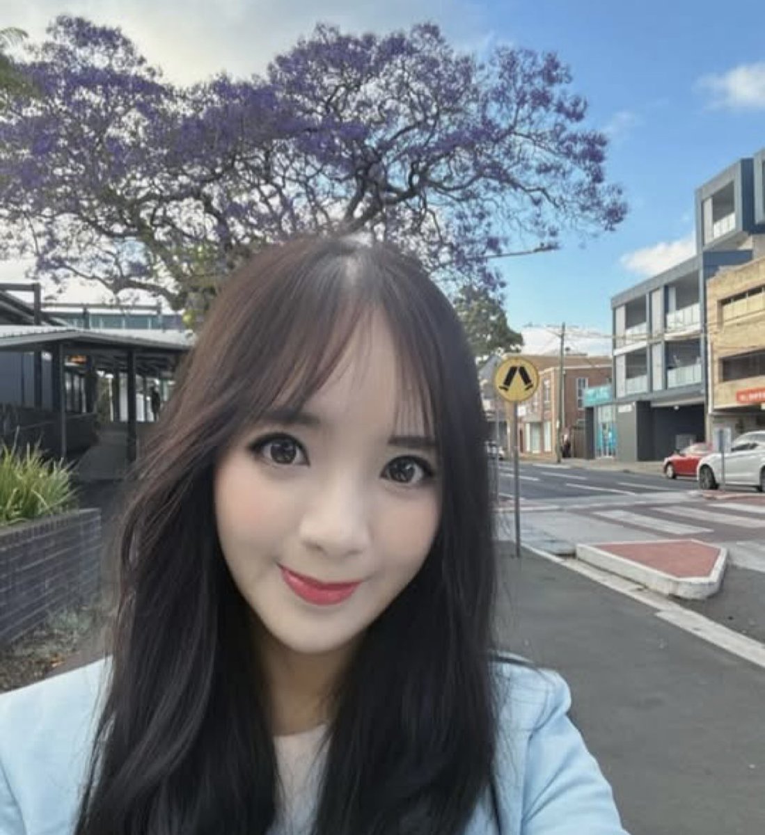 ryeh696's tweet photo. Home doesn’t feel like home without  #jacaranda  #jacaranda2025 nearby.💜

But I saw the beauty of the world in your eyes and it always gave me hope. 💜💜 https://t.co/hCqnJJE2U5
