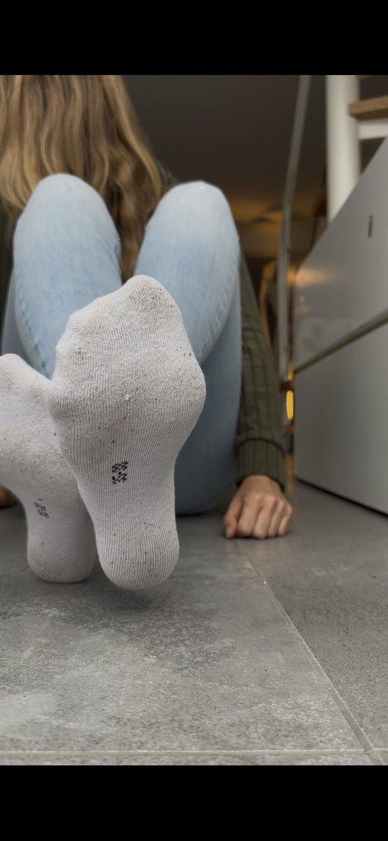 Na…. Erwecken meine schmutzigen Socken deine schmutzigen Gedanken??? 
Ich glaube du brauchst mehr 😈💰
<a href="/rt_feet/">Feet RT PROMO 💯K</a> <a href="/rt_domm/">RT Femdom & Feet models 6k</a> <a href="/FaDo_FinSupport/">FaDo - Findom Support</a> 
<a href="/FindomRT8/">RTfindom 18K</a> <a href="/FindomFeetslave/">Findom Paypig Feetslave</a> <a href="/CuriousFindomme/">FinDomme curious</a> <a href="/FaDo_FinSupport/">FaDo - Findom Support</a>