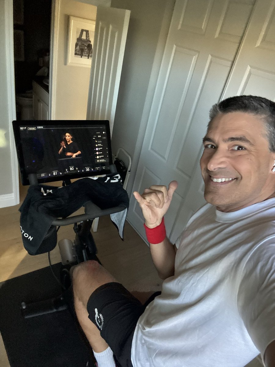 RaoulMartinezTV's tweet photo. Prepping and researching for my interview eith #HannahCorbin This morning ! @onepeloton https://t.co/GpwgotzFN7