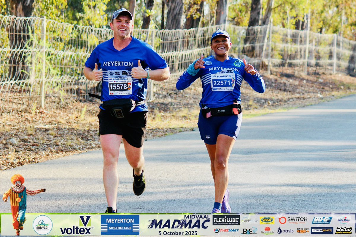 maponya_mantsha's tweet image. Runners are generally happy people, even when the legs are screaming! 🏃🏽‍♀️ Frame 4 says it all 😅 This was my last official run before heading to the Sanlam Cape Town Marathon. Let’s go! 💪 #RunningCommunity #RunnerLife