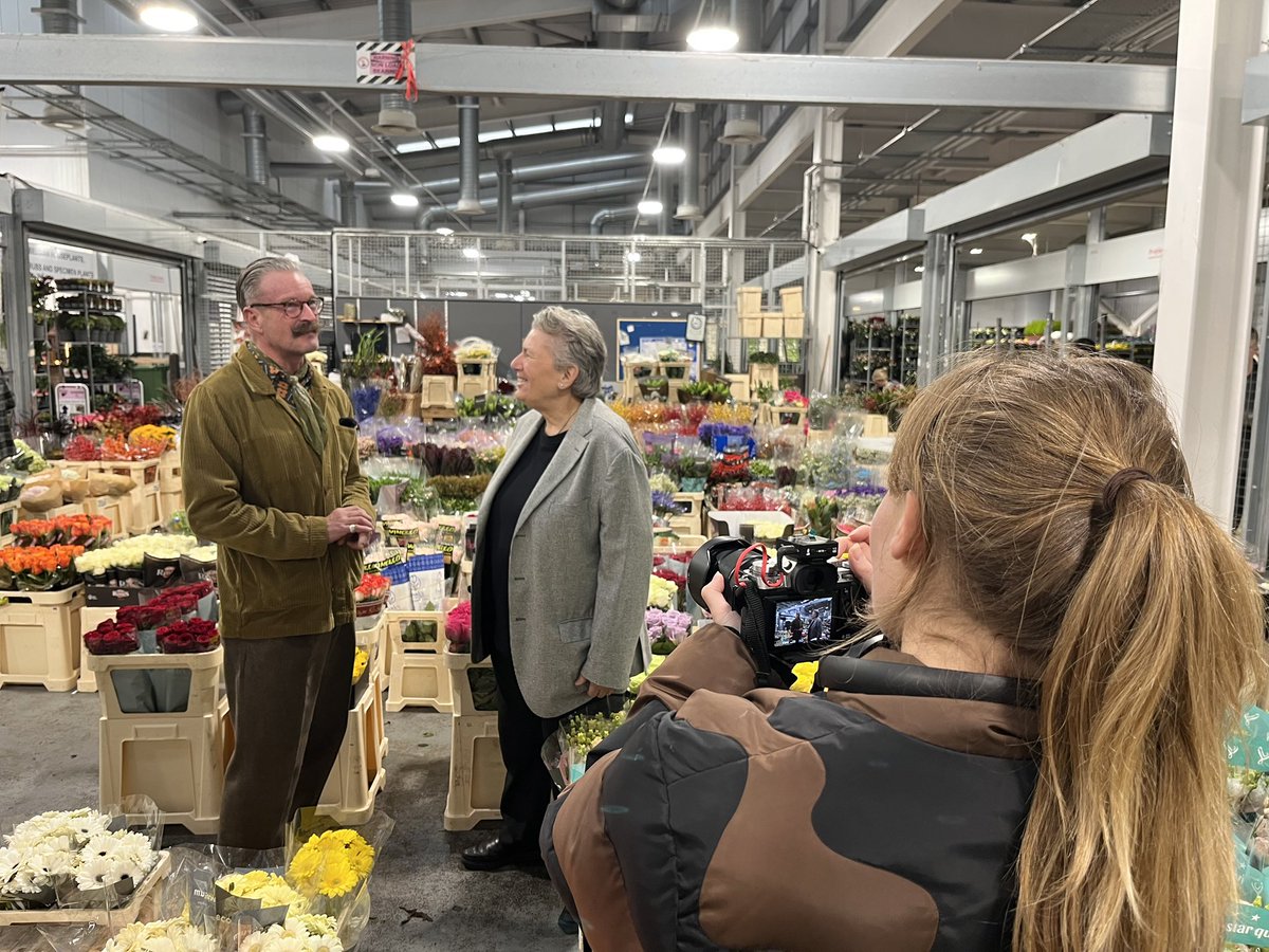 It was a delight this morning to be interviewed in the flower market by the incomparable Simon Lycett, one of the country's leading floristry lights and a long-term customer and supporter of New Covent Garden Market