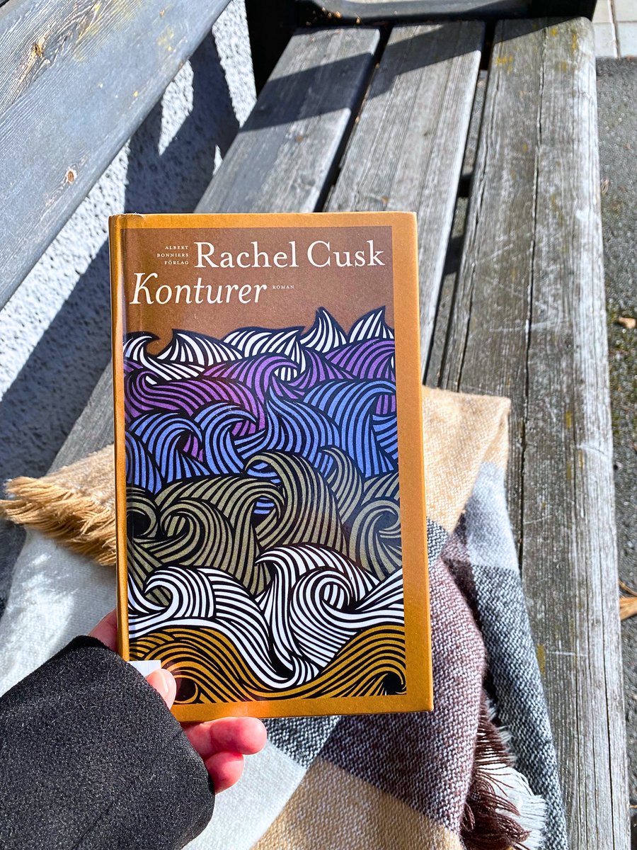 Här är min recension av Rachel Cusks roman Konturer. Tyvärr ingen positiv sådan 🫣 Har du läst? Vad är dina tankar? #bookstagram 

instagram.com/p/DQeVmdGjZZv/…