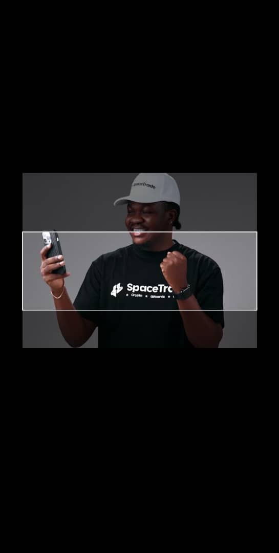 Anyone know how to fit this in the header?