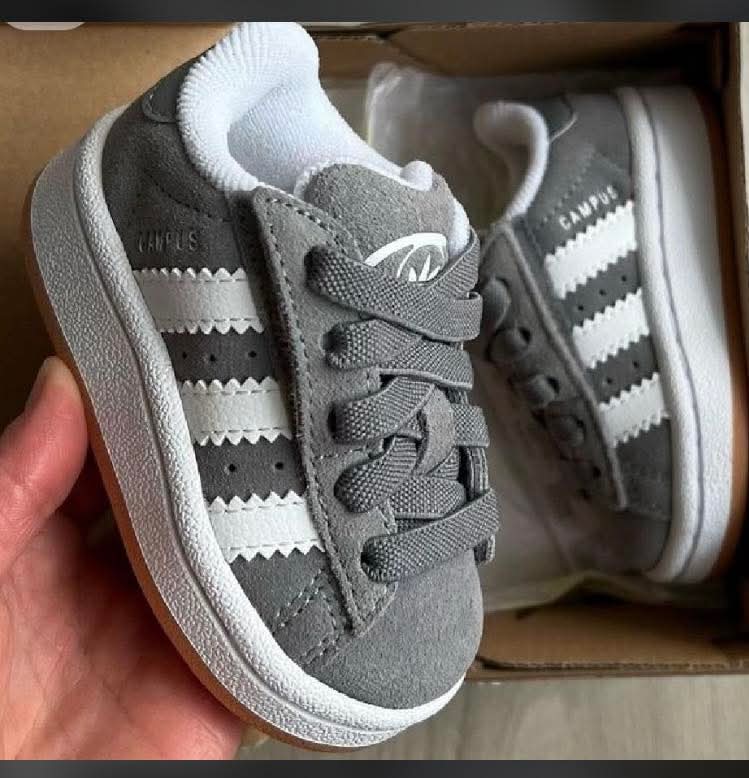 Sneakerwear_SW's tweet photo. The Sneakers Plug 🛍️
WhatsApp +2773 781 2385 ☎️
The People's Plug 🔌
R850
Kiddies size 3-12 https://t.co/sxuzFtPknf