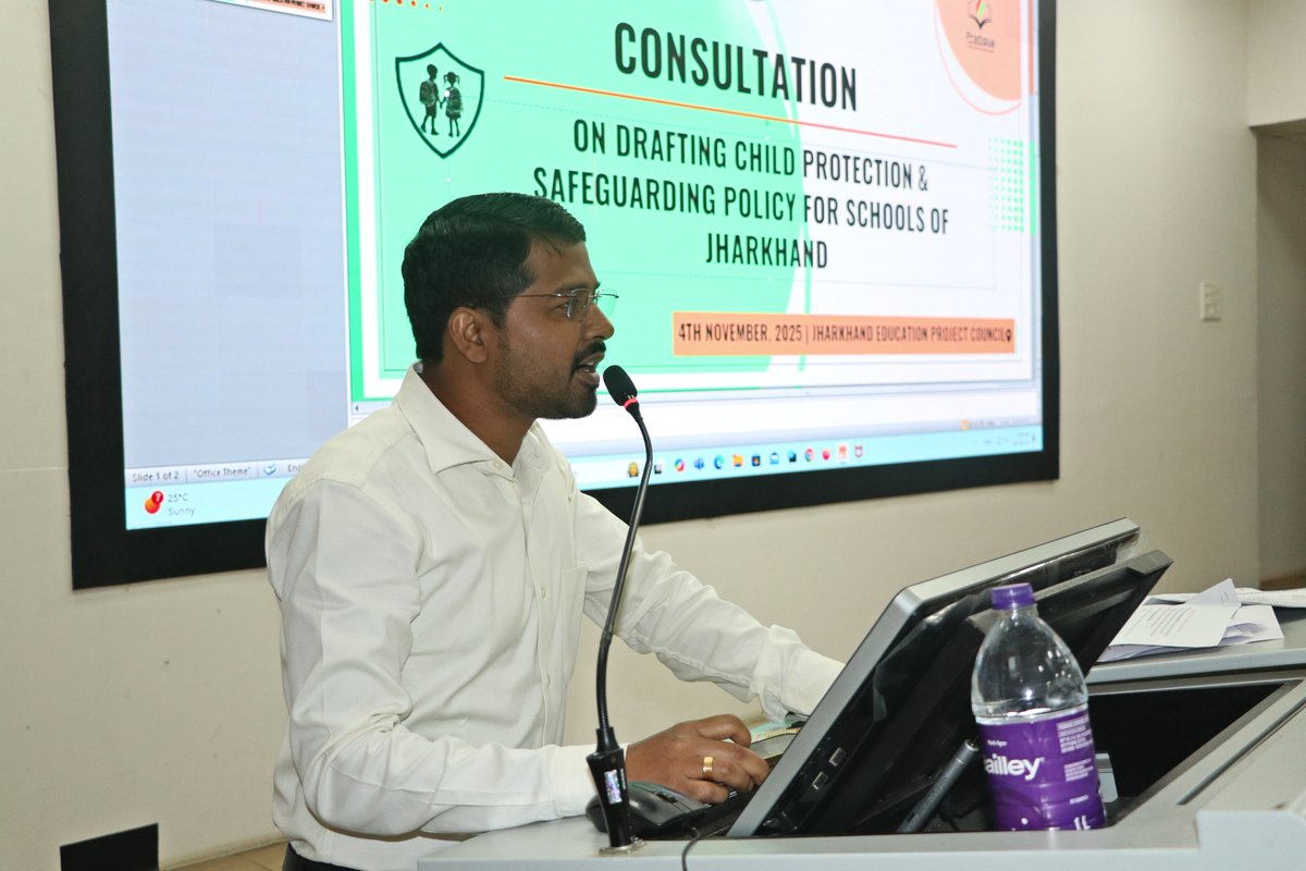 JepcJharkhand's tweet image. The Government of Jharkhand is taking a major step to ensure that every child learns in a safe, inclusive, and abuse-free environment. With the support of various CSO/NGO Partners, the School Education &amp;amp; Literacy Department is drafting a comprehensive Child Protection and Safety…