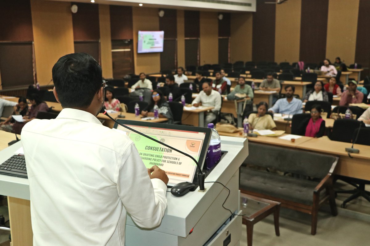 JepcJharkhand's tweet image. The Government of Jharkhand is taking a major step to ensure that every child learns in a safe, inclusive, and abuse-free environment. With the support of various CSO/NGO Partners, the School Education &amp;amp; Literacy Department is drafting a comprehensive Child Protection and Safety…