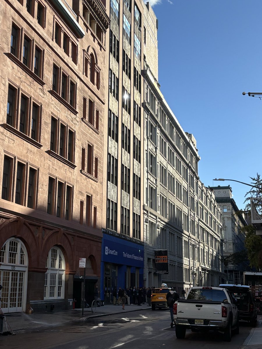 CatRust's tweet image. And so it begins Chainlink Smatcon 2025 @truflation @TRUFNETWORK 
Drop by the kiosk