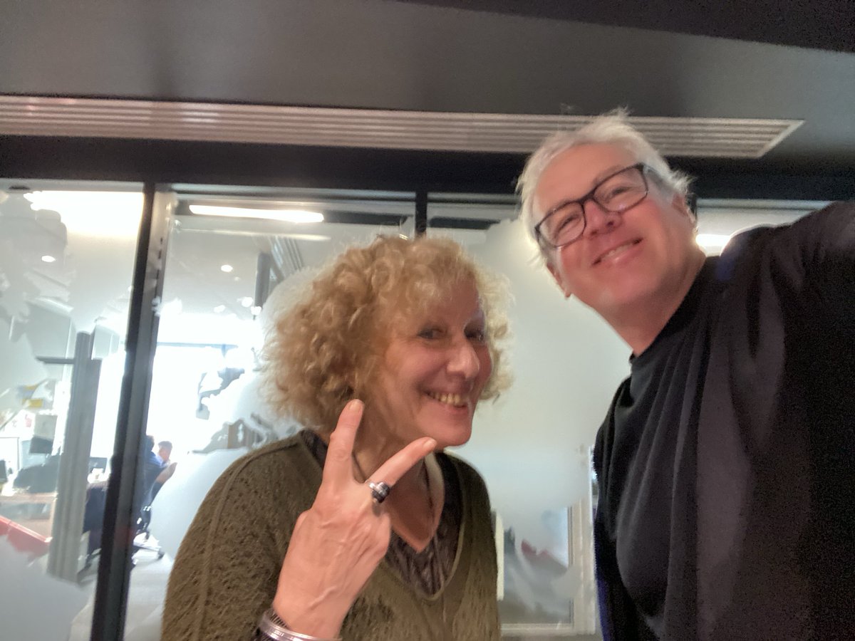 On se connecte sur #RFI dans ⁦<a href="/AutourQuestion/">RFI-AutourQuestion</a>⁩ !