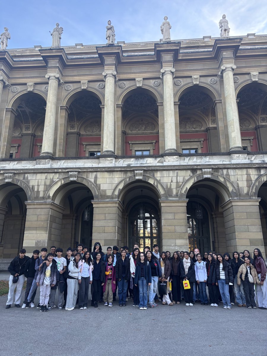 UcgsHistory's tweet photo. Final group photo before we head back to the hotel to grab our bags and head to the airport ✈️ https://t.co/iFXdWyRpVb