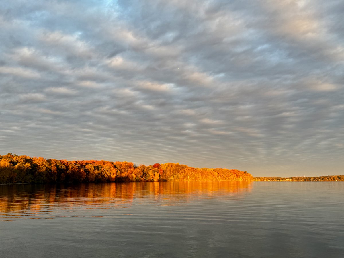 A western view of this morning's sunrise — looking toward Frautschi Point: