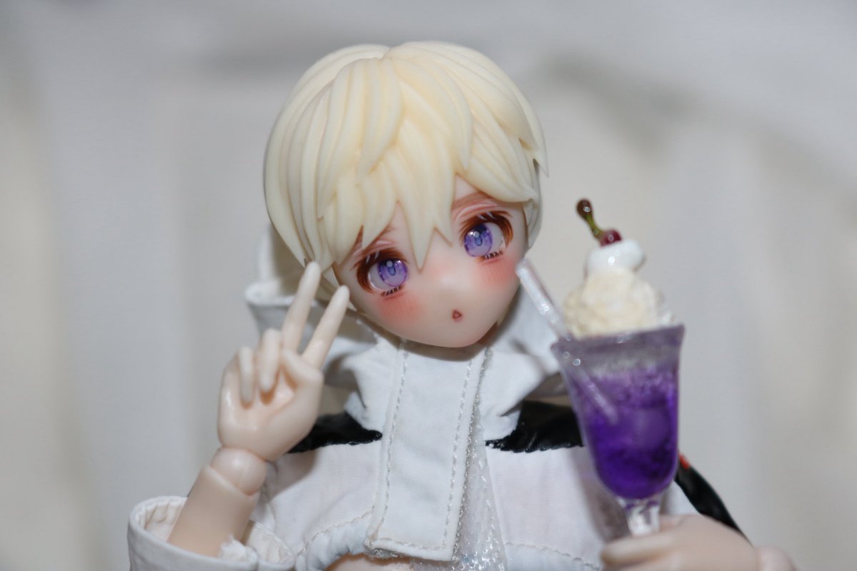 可愛いね…デカ目…