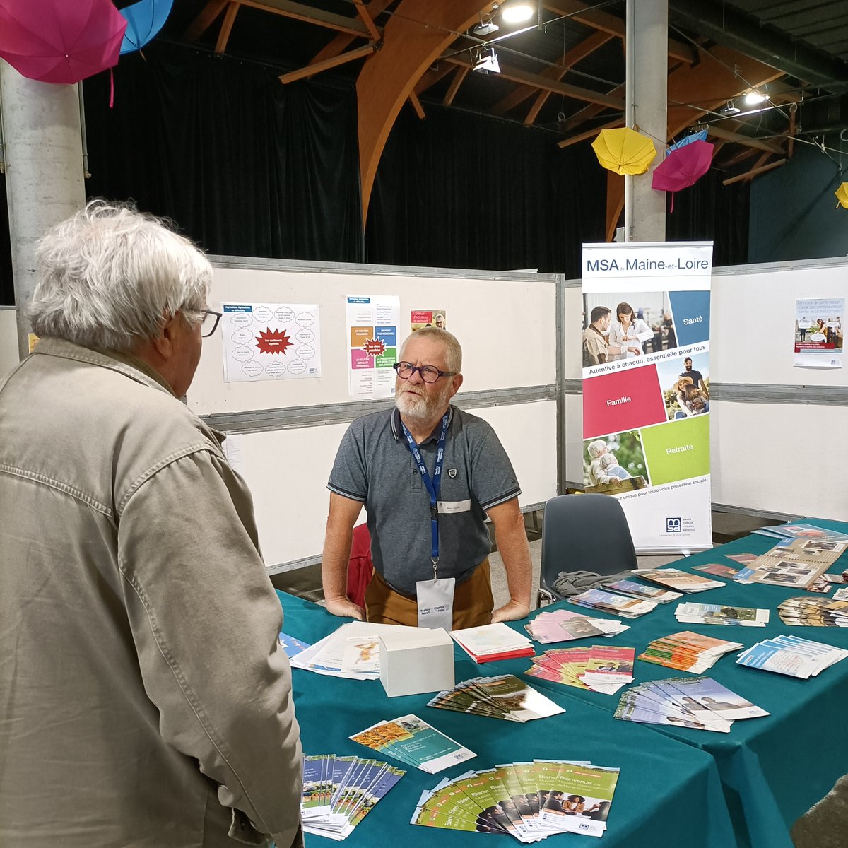 📷Retour en images sur le Festival de la Santé du 7 au 11/10 à #ChemilléEnAnjou.
Professionnels et délégués de la <a href="/msa49actu/">MSA de Maine-et-Loire</a> étaient présents pour rencontrer et sensibiliser les visiteurs aux enjeux de #SantéPublique : théâtre, échanges etc.
En savoir +👉maineetloire.msa.fr/lfp/festival-d…