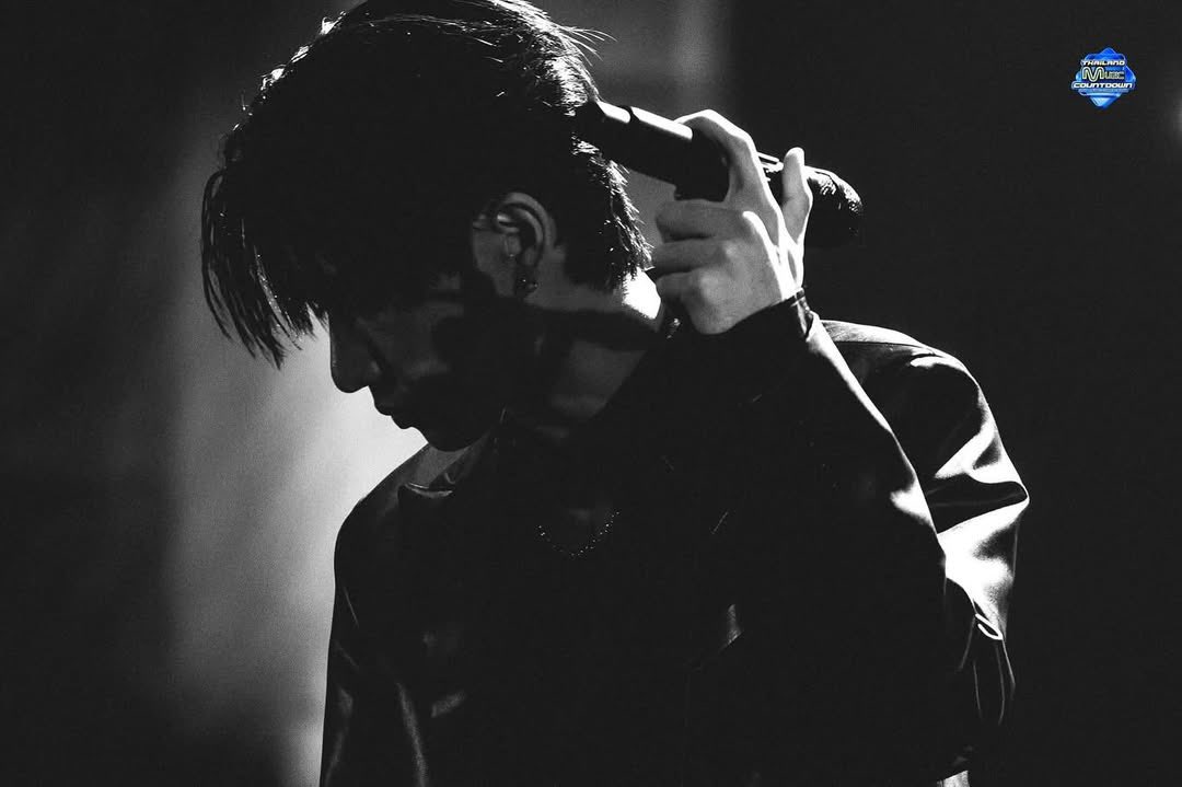 perthdde's tweet image. Living the life i’ve been chasing once again tonight. I’ll never forget the rush of speaking to all of you through my music. I could do a thousand genres and each one would still carry my love for crafting something we can share and sing together. 𝗧𝗠𝗖 stood witness to it all.