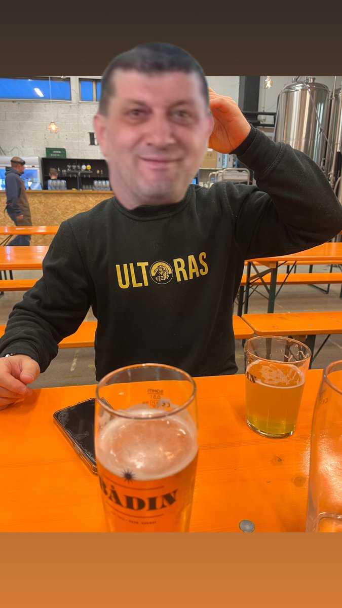 30/30✅

Ikveld entrer jeg endelig Myra igjen etter 1år og 2mnd utestengelse og sinnsyke 30 kamper pga noen uskyldige fiskeboller!
Førr et liv! Frihet for ultras!