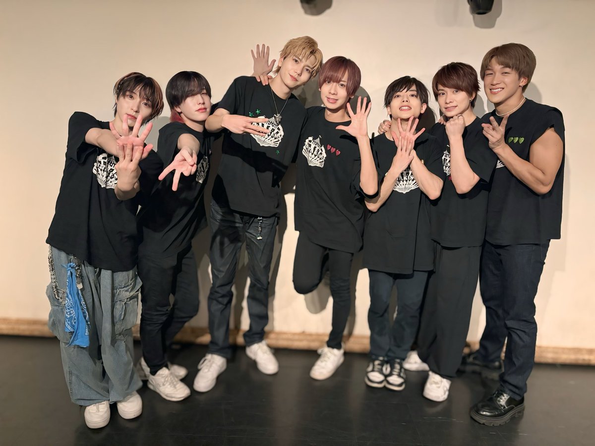 本日定期公演ありがとうございました‼︎ 8daysなんとか駆け抜けること