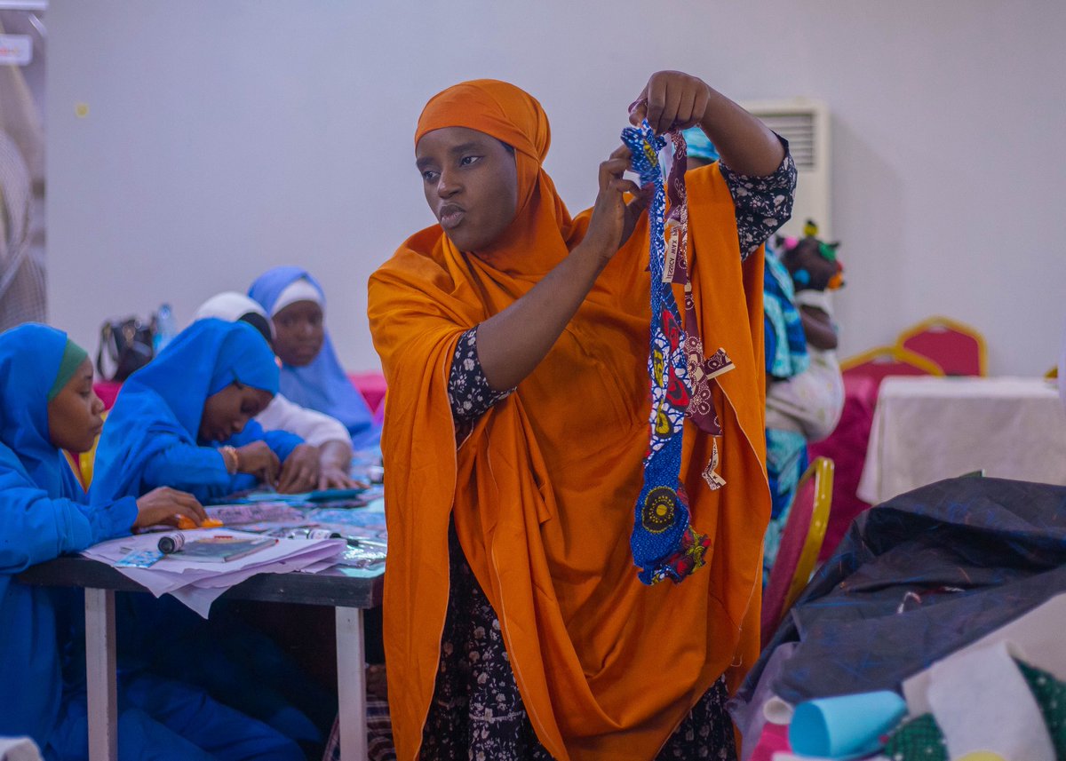 What happens when instead of distributing pad to girls, they are trained on how to make their own eco friendly reusable pads?🤔
Girls are empowered, communities uplifted and a long chain of positive ripple effects is created into the unforeseeable future!

This is what Connected