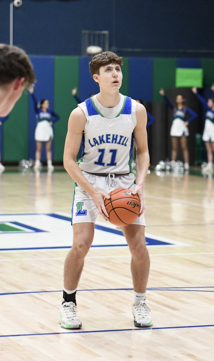 Lakehill Basketball tweet media