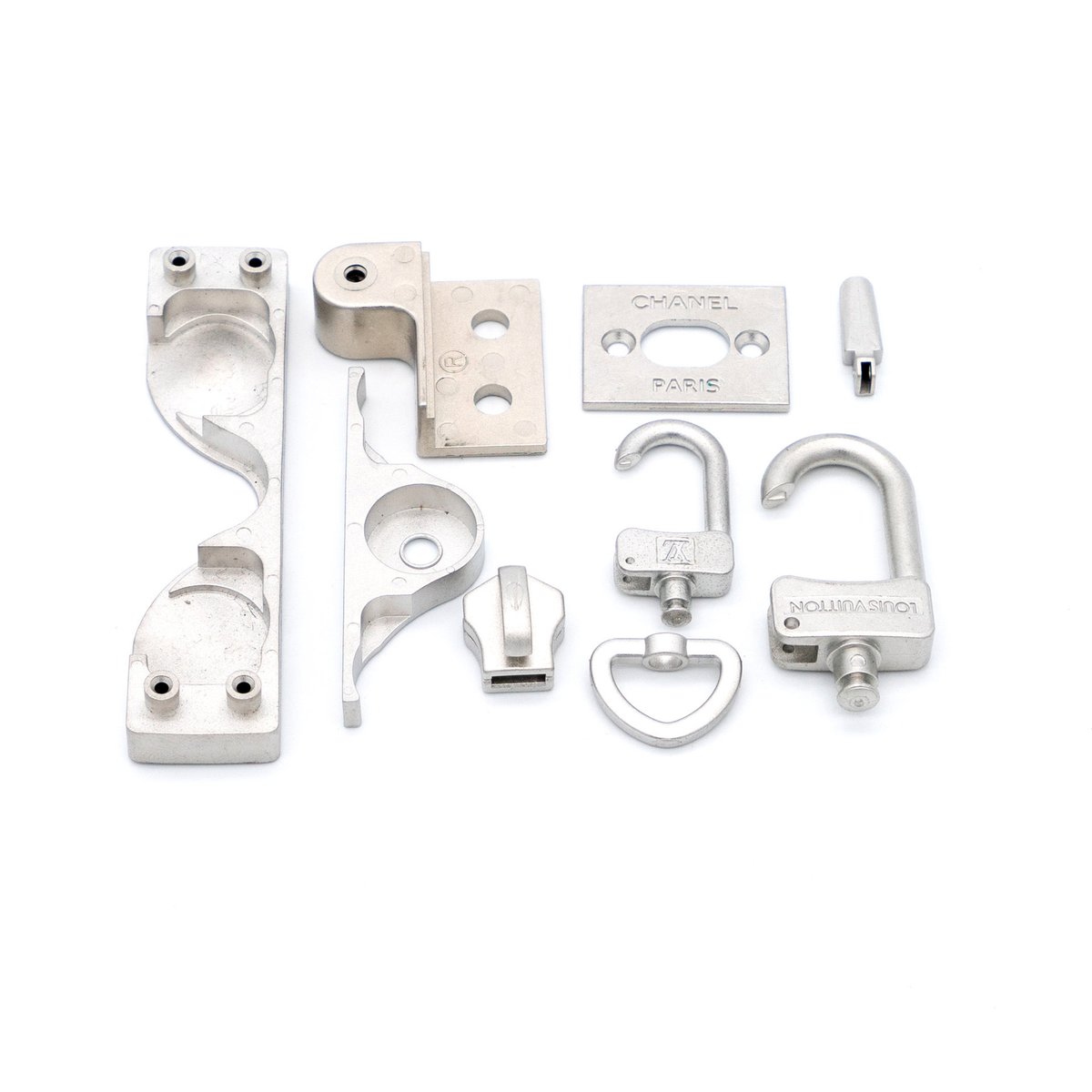 Gifty75147594's tweet image. Locking products, keychains, elastic buckles, produced by metal injection molding, MIM powder metallurgy, non-standard hardware customization. Welcome to send your drawings for a quote.#metalinjectionmolding #powdermetallurgy #hardwarefactory #nonstandardparts #chinafactory #fyp