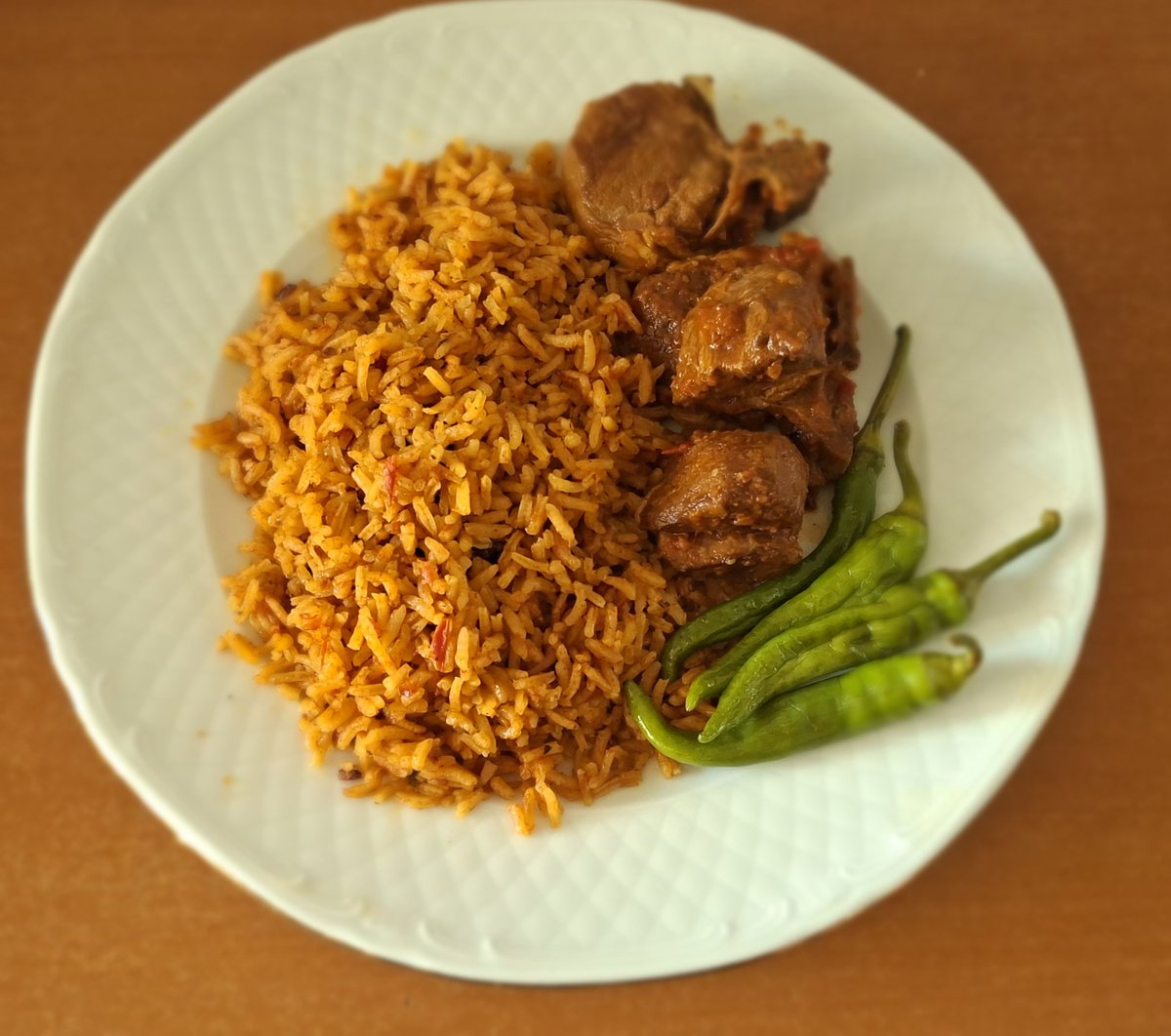 nedaCreates's tweet image. Lunch vibes 🍅 Simple, homemade tomato rice — nothing fancy, just pure comfort.

#NedaCreates #HomeCooked  #ComfortFood #FoodieVibes #CozyEats