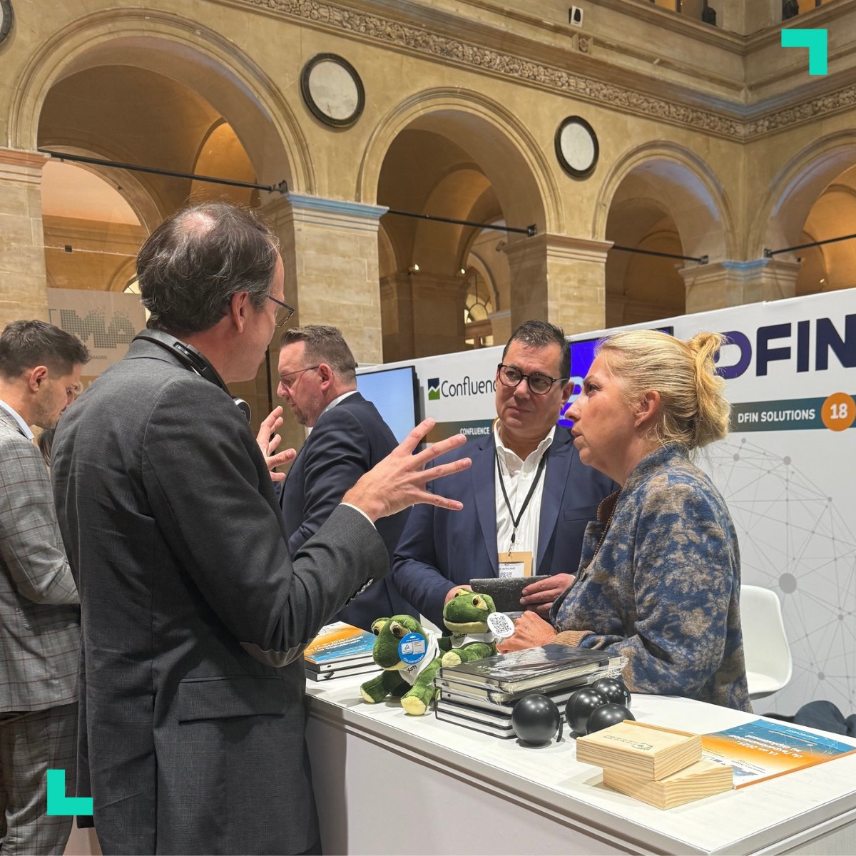 neoxamsoftware's tweet image. Live at #AMTechDAY by L&apos;AGEFI in Paris 🇫🇷!
Our #NeoXam CEMEA team is busy since morning meeting peers sharing ideas exploring innovations and exchanging insights on a smarter and more data-driven ecosystem⚡Here till 5 PM - Pass by to discuss trends &amp;amp; solutions driving Finance🤝