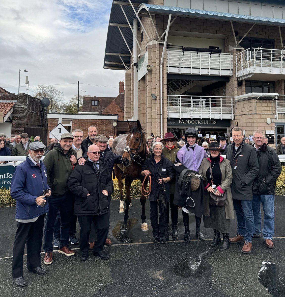 Paul Nicholls OBE tweet media