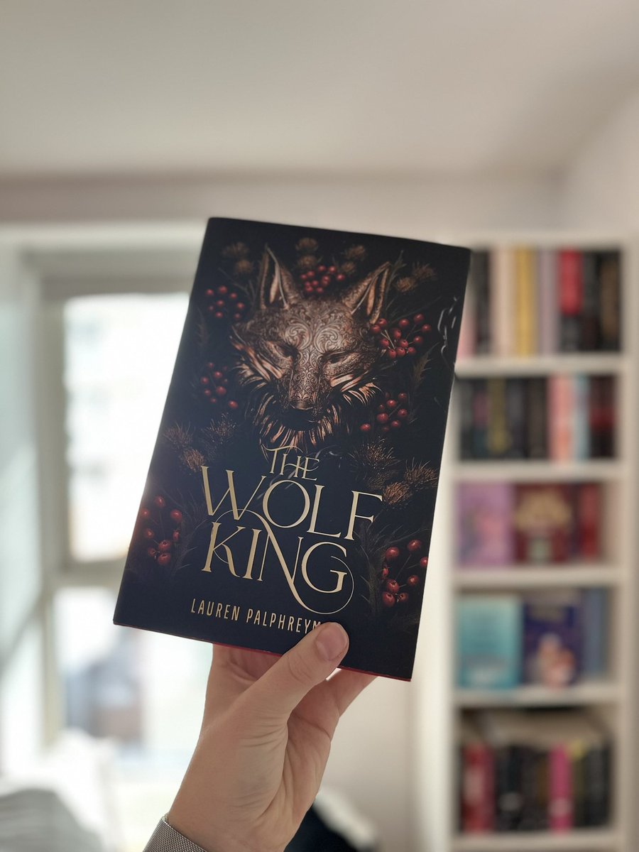 OMG this was probably one of the best books I’ve read this year! I loved it so much and am in desperate need of book 2! 🥹

Thank you so so much Rih <a href="/PenguinHuddleUK/">Penguin Huddle</a> for sending it to me, I’m so happy I’m back in my werewolf era 🐺 ❤️