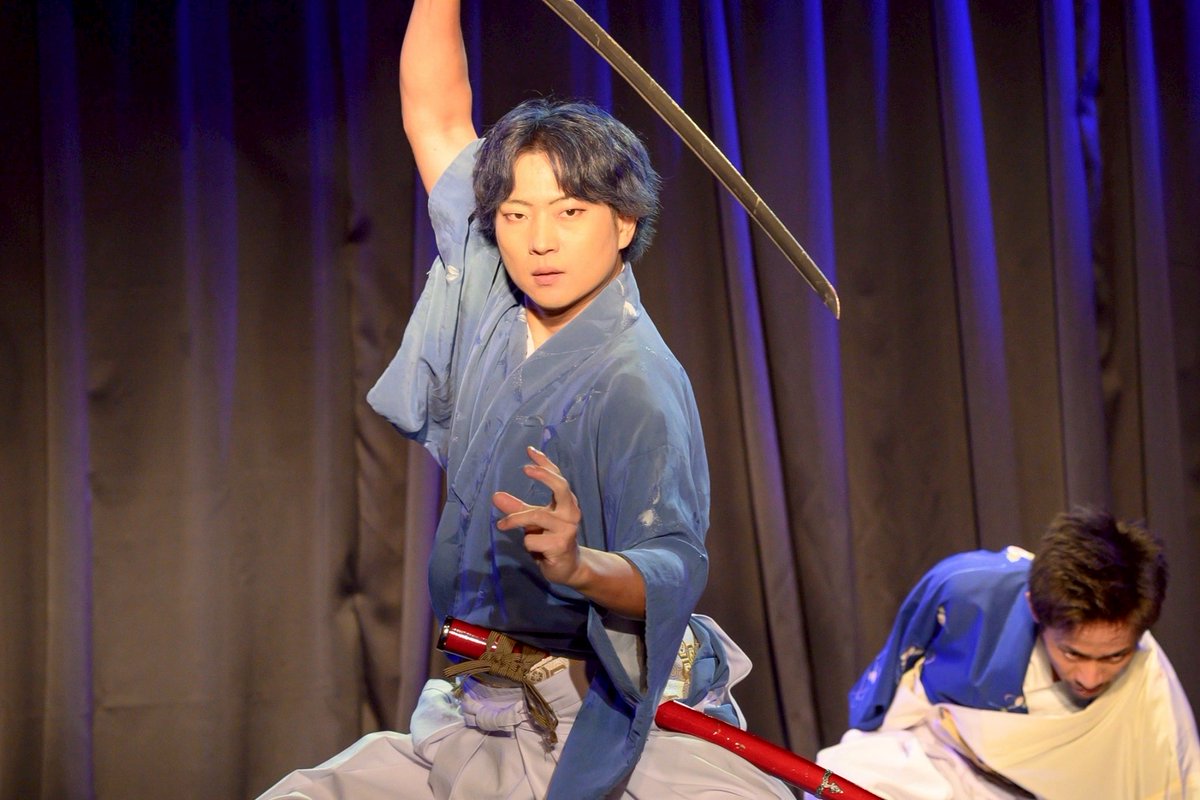 縁TATEたくさん写真を撮って頂きました。
毎回凄い動くので着物が破れ限界を迎えました笑
毎回手縫いで直してだけど二代目を新調しました！

日曜日は群馬県太田市新田エアリスベース駐車場にてパフォーマンスやります！

刀ct-KatanAct-
youtube.com/channel/UCKYOn…

「photo by 添田晃史」

　#刀ct