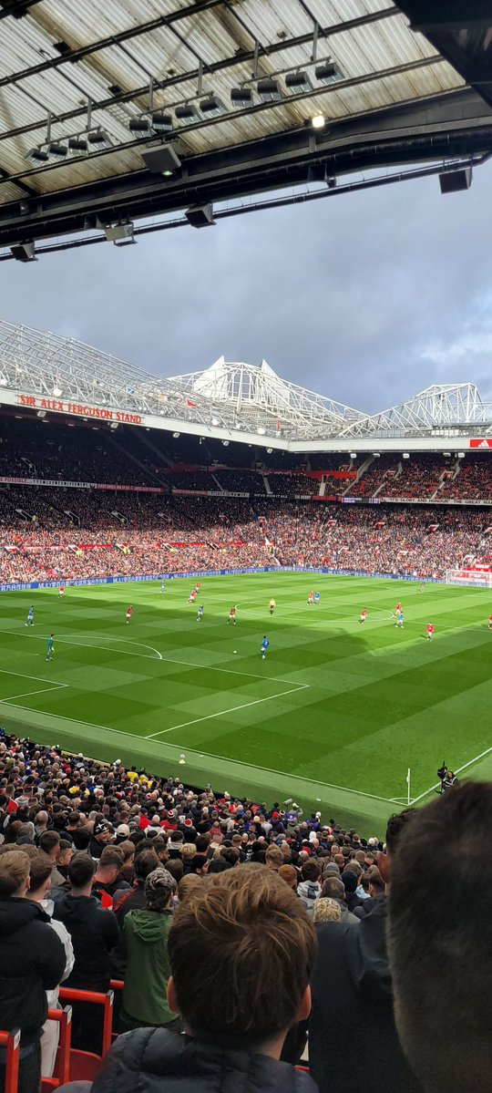 bbr_footytales's tweet image. Did my dream Old Trafford trip — on a budget 🇬🇧⚽

Here’s what 7 days in England cost me 👇
✈️ Visa – ₹18k
🛫 Flights – ₹42k
🏠 Stay – ₹15k (London, 5 days) + ₹8k (Manchester, 2 days)
🎟️ Matches – Man United vs Sunderland ₹8k | QPR vs Oxford ₹3.6k
🏛️ Old Trafford Tour &amp;amp;…