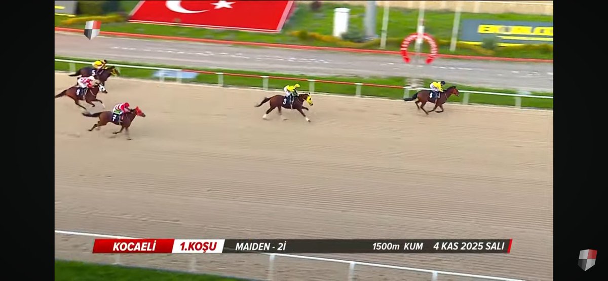 buluthanbulut2's tweet image. Hediyenin güzeli kardeşimden geldi 
#millenıumfalcon
@Gorkem_ozcelik4 
#sakalaydın