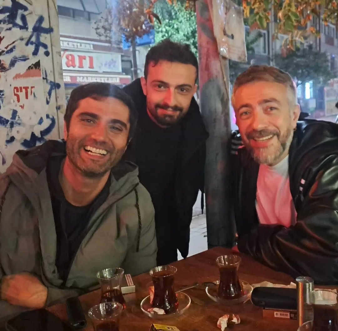 yunusluemreli7's tweet image. Gülüşü güzel bey 😍 @yunusluemre ❤ ve güzel arkadaşları 🤍🙏🏻 (Yeni 📸) 
#yunusemreyildirimer #yunusemreyıldırımer #resuldindar #keșfet #kesfetedüs