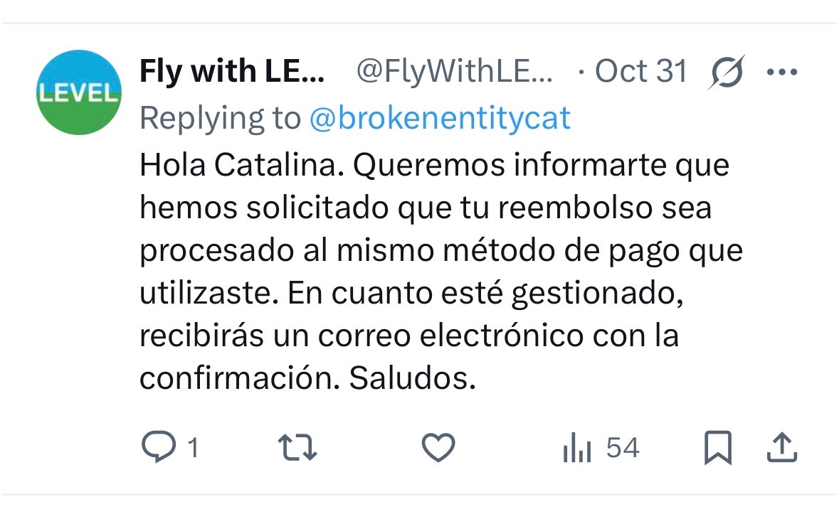 brokenentitycat's tweet photo. @FlyWithLEVEL @AesaSpain  @Iberia  seguimos a la espera todavía, desde el 31 de julio que no se nada de esa plata la verdad que horrible experiencia. https://t.co/nCxWa5cwXh