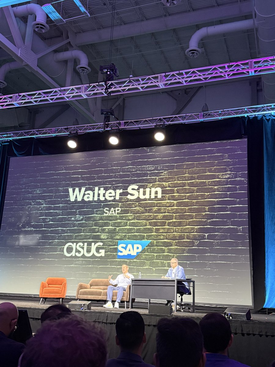 silviobessa's tweet image. Back on the wagon 😊. Great to be part of the @ASUG365 Tech Connect 2025. Amazing Keynote with ASUG CEO Geoff Scott and SAP Head of AI Walter Sun. Greta way to start the day. @SAP  @ASUG365 #SAPJoule #SAPAI #SAPBTP #ASUGTechConnect 2025
