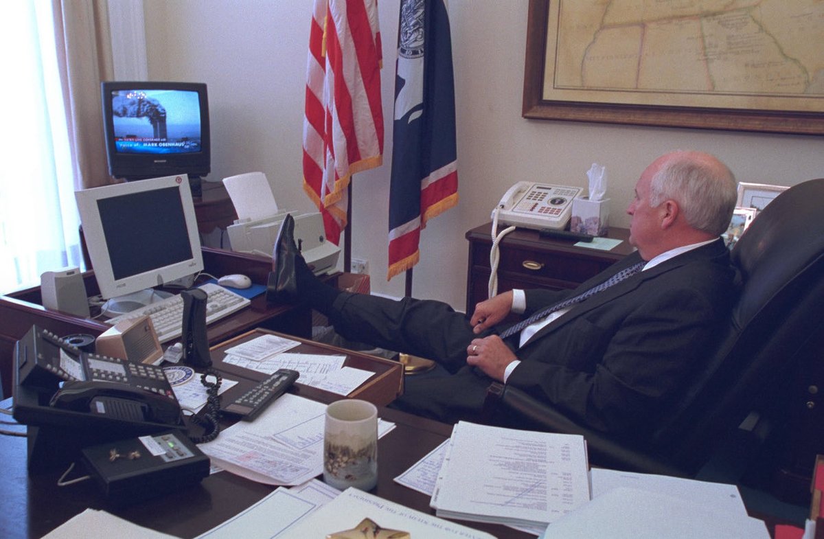 timecaptales's tweet photo. Dick Cheney watching the 9/11 attacks live on television, 2001. https://t.co/dVji2AMxHS