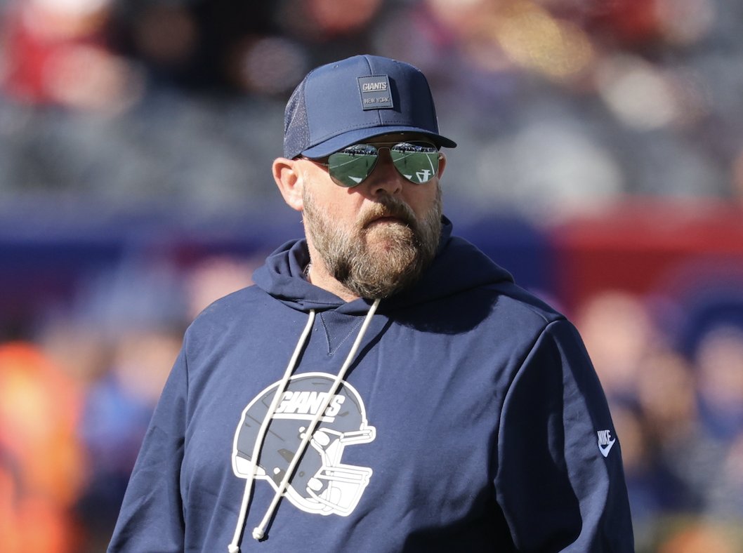 Anthony_Rivardo's tweet image. This season, the Giants have (updated after Week 9):

-Rank 1st in delay of game penalties (7)
-Rank T-5th in false starts (15)
-Rank 2nd in DPI (9) (200 yards lost ranks 1st)
-Rank 5th in total penalties committed (69)
-4th in total penalty yardage (583)
-Blown three…