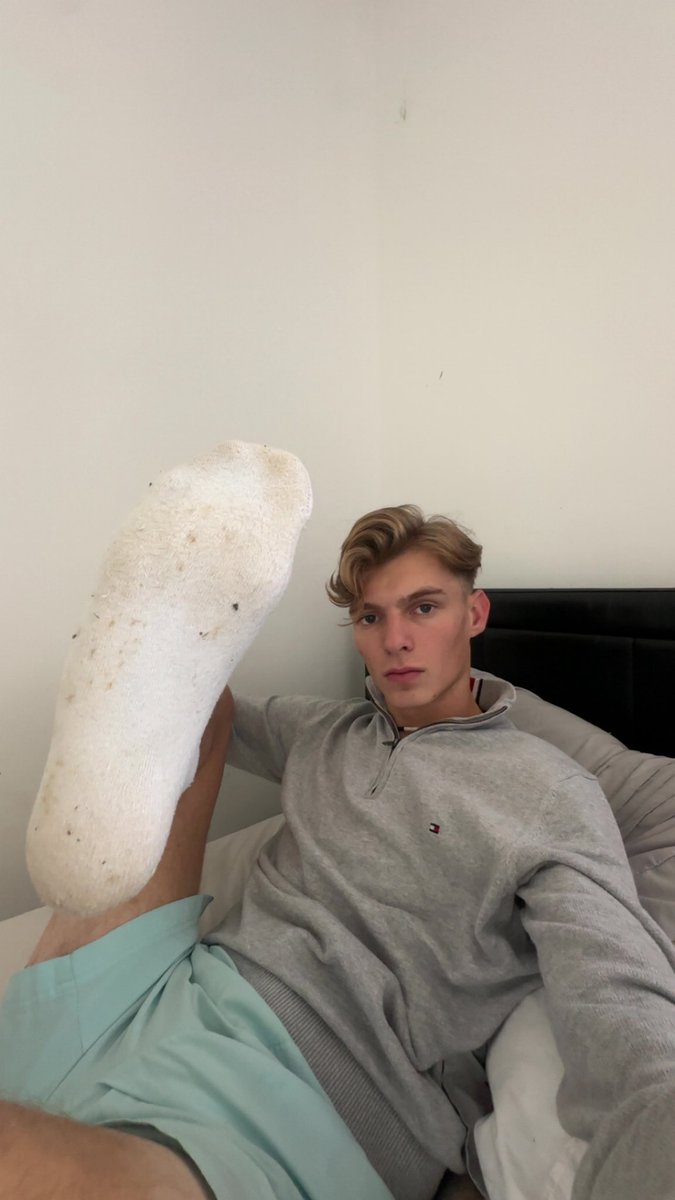 master_aj7's tweet image. crazy how some of you dm me without tributes. do i look like a person who speaks for free?