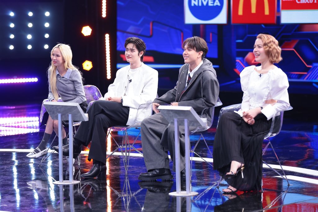 ATLASofficialTH's tweet image. ไหนใครเดาถูกบ้าง 🙌

ขอบคุณ “ ไรอัล กาจบัณฑิต ” มาก ๆนะครับ ที่มาเป็นฝาแฝด ให้กับ #NiceATLAS ในวันนี้ ✨🫶

#Faceoffแฝดคนละฝา 
#Workpoint #Workpoint23 
#แฝดคนละฝา 
#ATLAS_TH #ATLASth 
#XOXOentertainment