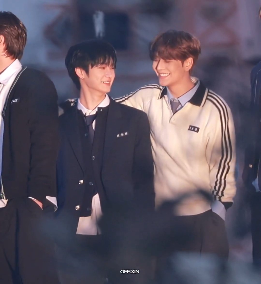 xxinlongie's tweet photo. My xinxinz xinlong anxin dumb and dumber left &amp; right dimple cross 23 always be happy and keep smiling okay 🥹 https://t.co/Yyyojecjr1