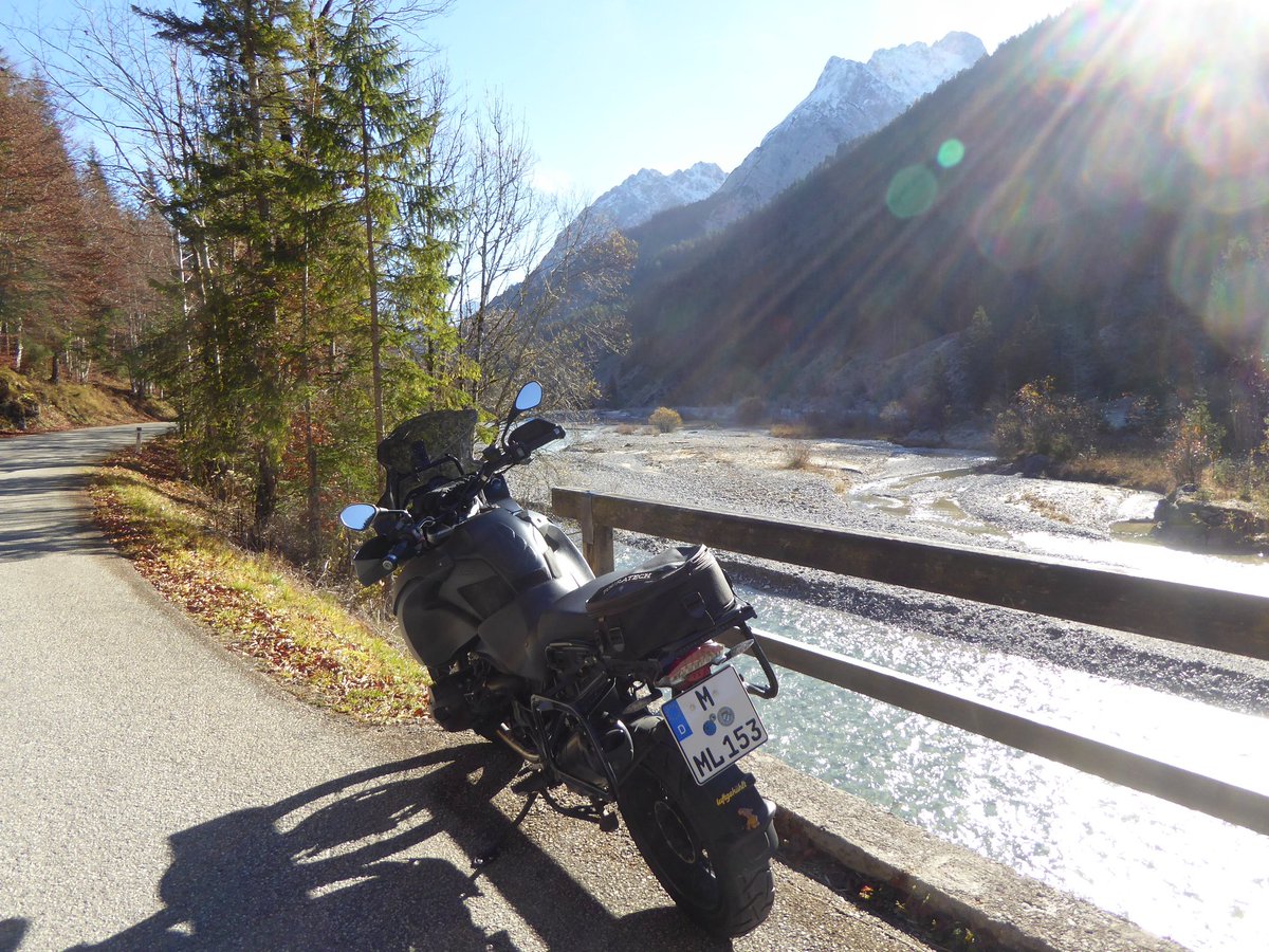 Todays nice ride to Hinterriß with - 1 degrees in the morning 🙂❄️🏍️👍 #motorcycles #MakeLifeARide