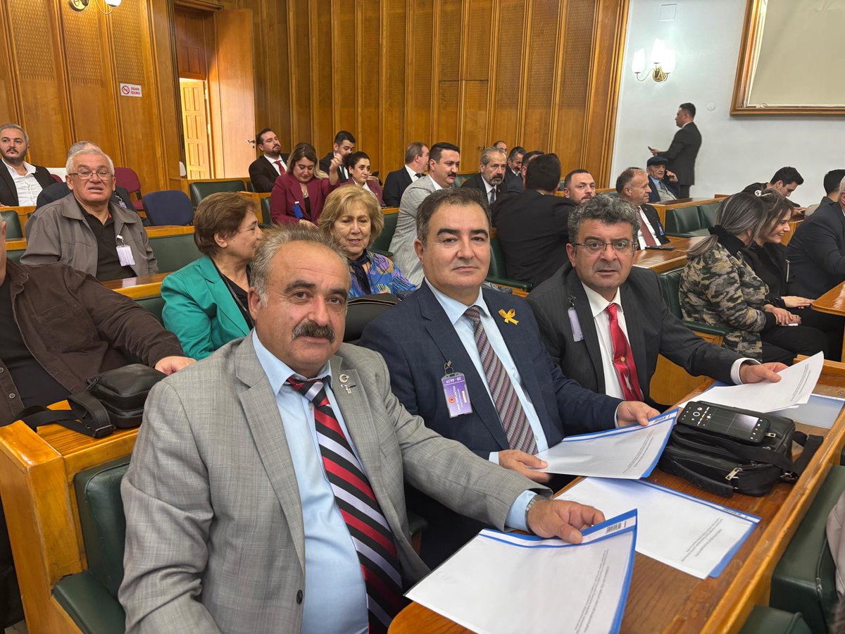 ALTIN SIRMA 
( Farkındalar, sordular)
İLE MECLİSTEYİZ 

Astsubay ve Emeklilerinin sesini her yerde duyuracağız.

#UnutulanAstsubay

<a href="/TBMMresmi/">TBMM</a> <a href="/Akparti/">AK Parti</a> <a href="/herkesicinCHP/">CHP 🇹🇷</a> <a href="/iyiparti/">İYİ Parti</a> <a href="/devapartisi/">DEVA Partisi</a> <a href="/RTErdogan/">Recep Tayyip Erdoğan</a> <a href="/eczozgurozel/">Özgür Özel</a>   <a href="/Hurriyet/">Hürriyet.com.tr</a> <a href="/gazetesozcu/">Sözcü</a> <a href="/nowhaber/">NOW HABER</a> <a href="/Haberturk/">Habertürk</a> <a href="/sabah/">Sabah</a> <a href="/milliyet/">milliyet.com.tr</a>